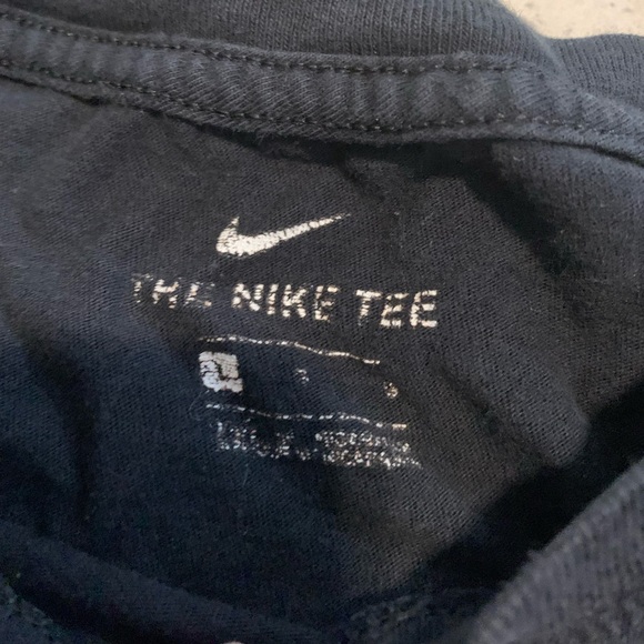 The Nike Tee | Black T-Shirt with White Logo Swoosh | 100% Cotton Size Large - Picture 4 of 7